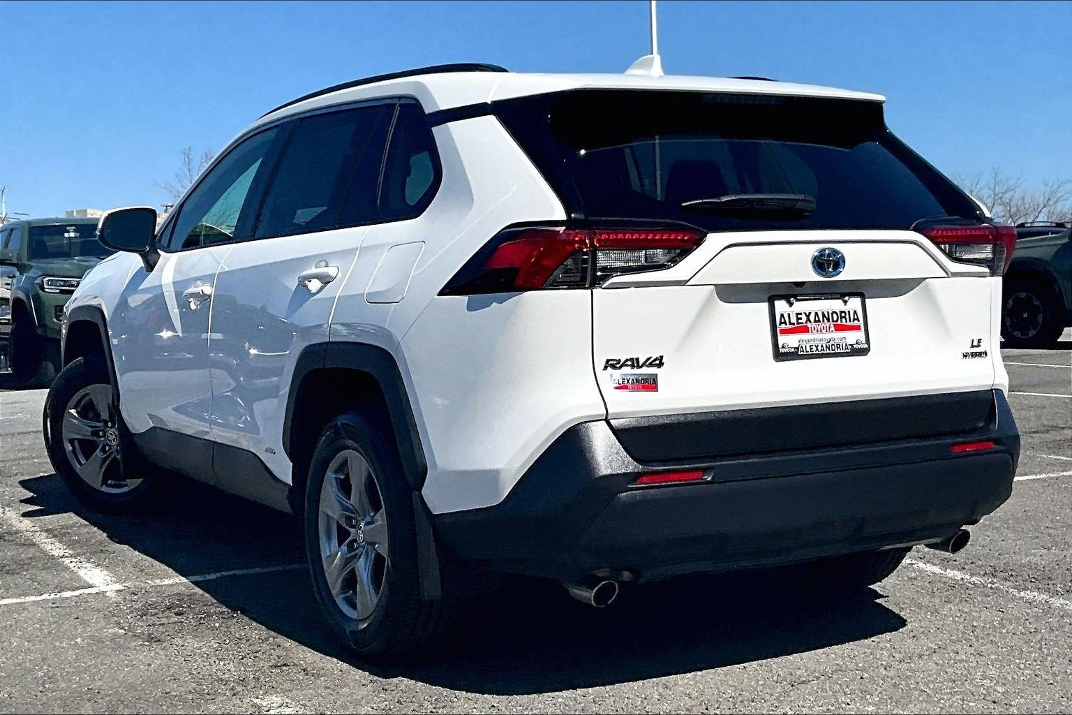 2023 Toyota RAV4 Hybrid LE