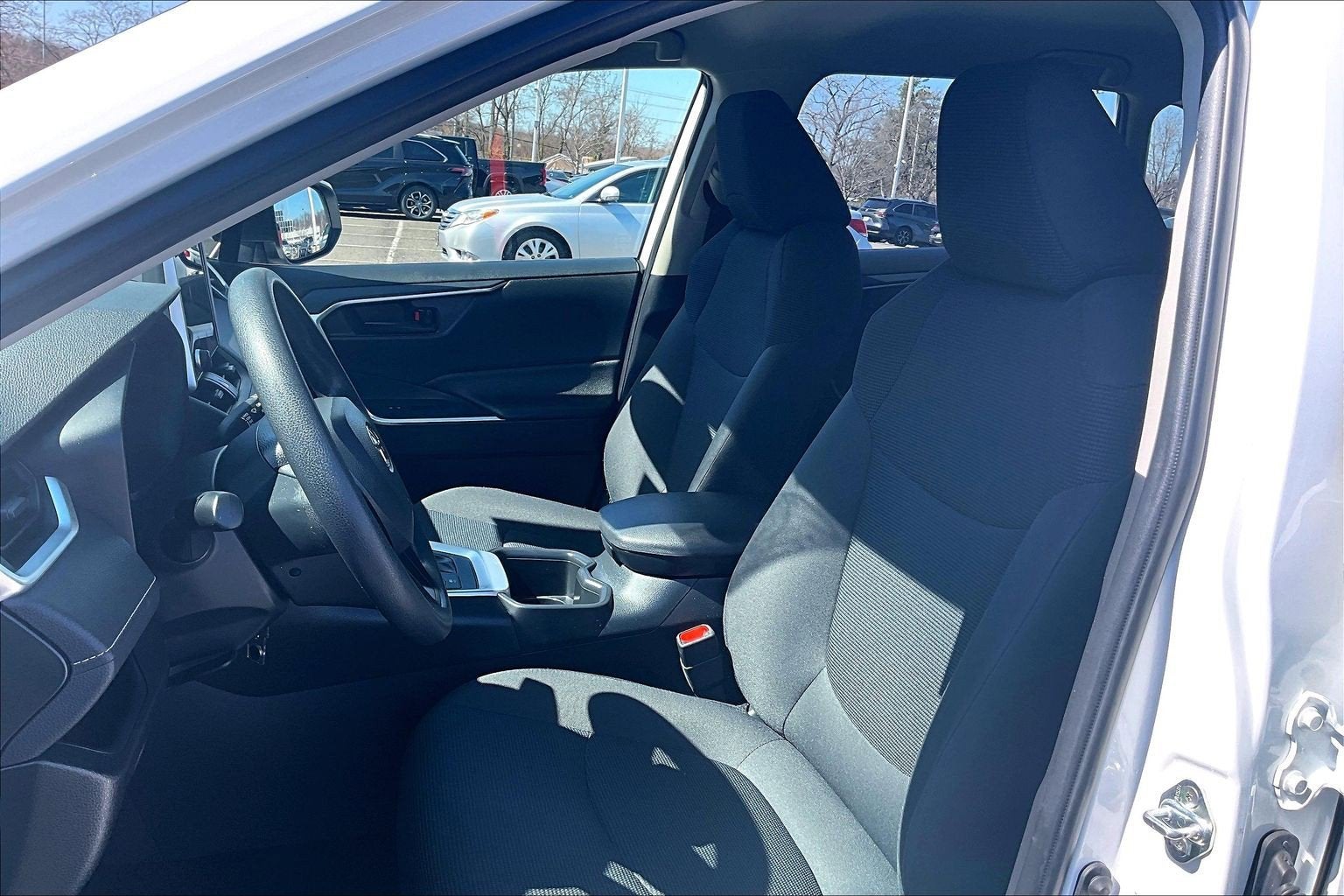 2023 Toyota RAV4 Hybrid LE