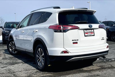2017 Toyota RAV4 Hybrid XLE