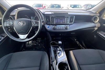 2017 Toyota RAV4 Hybrid XLE