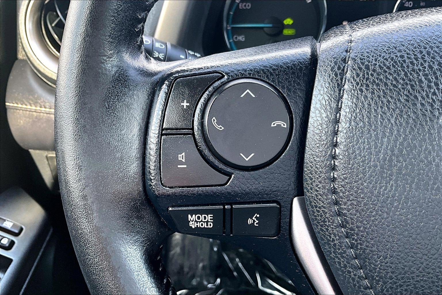 2017 Toyota RAV4 Hybrid XLE