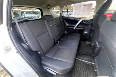 2017 Toyota RAV4 Hybrid XLE