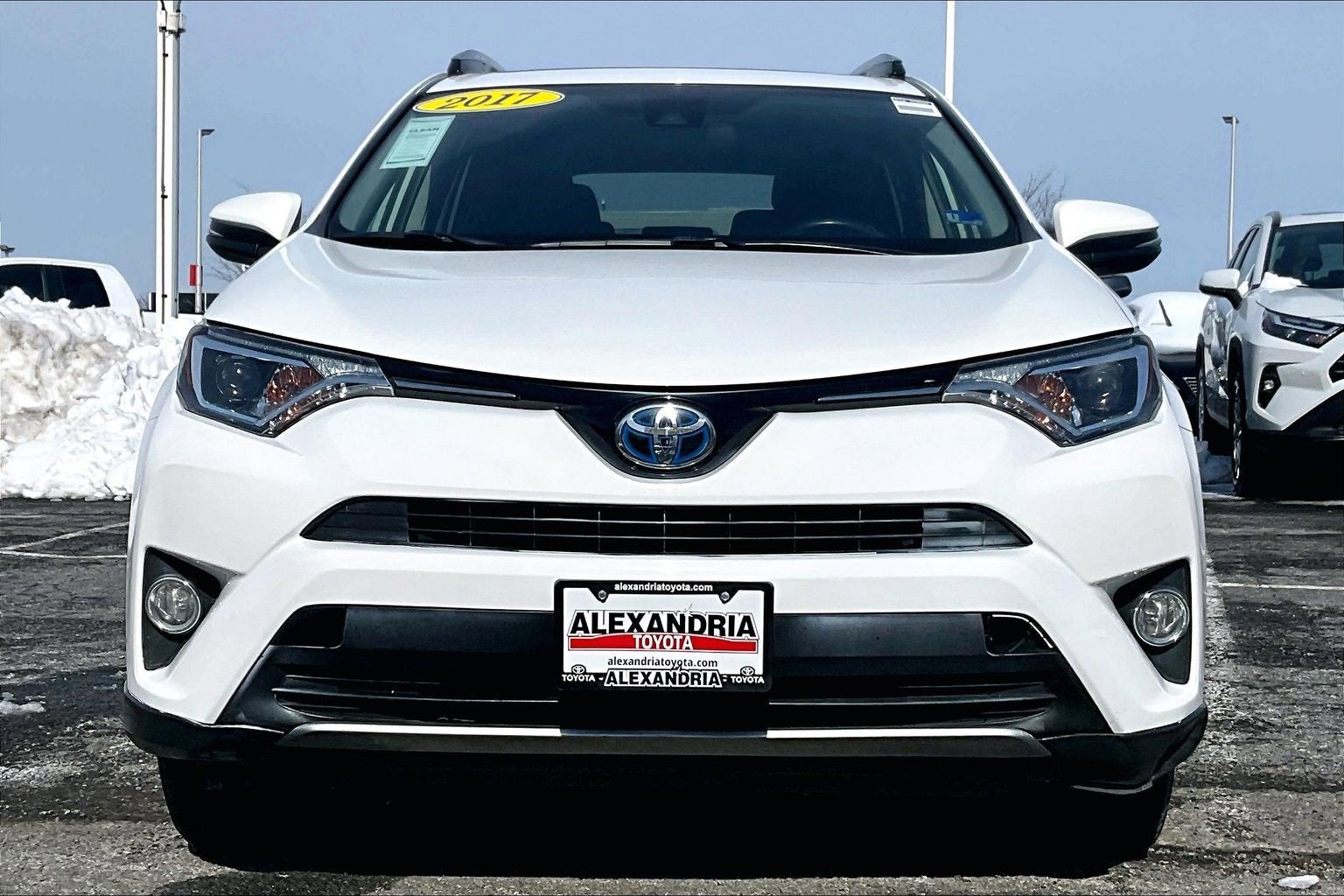 2017 Toyota RAV4 Hybrid XLE