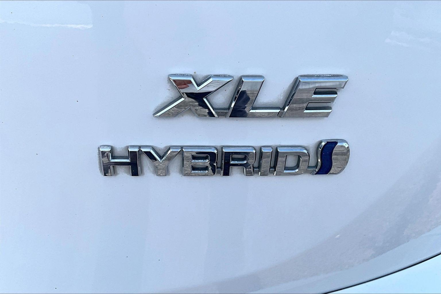 2017 Toyota RAV4 Hybrid XLE