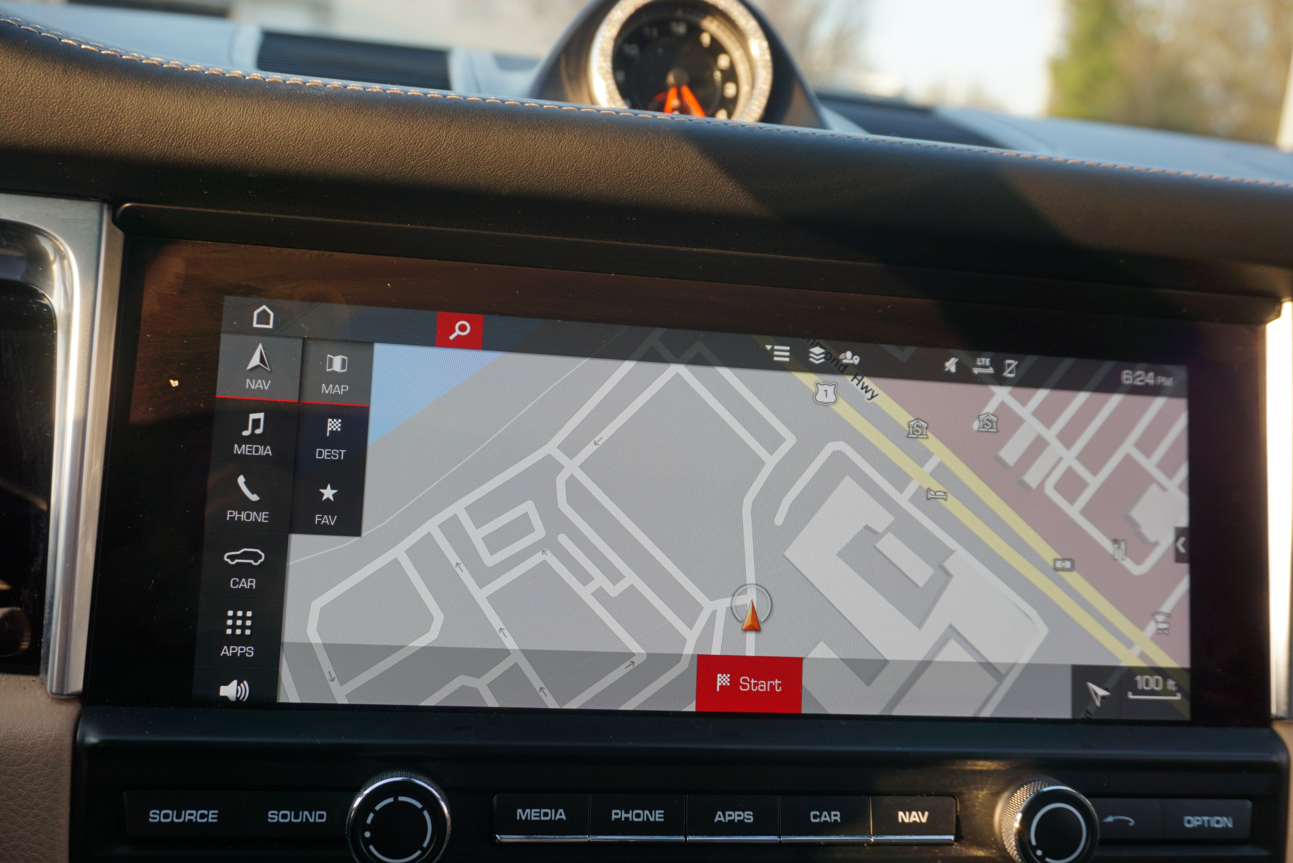 2021 Porsche Macan AWD