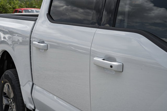 2025 Ford F-150 Lightning Flash™