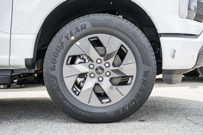 2025 Ford F-150 Lightning Flash™