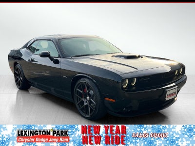 2016 Dodge Challenger R/T Shaker