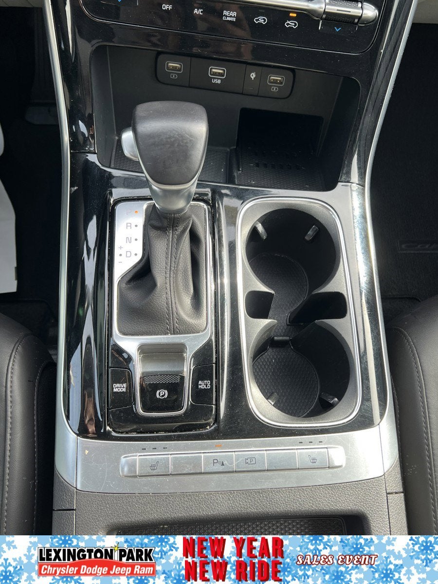 2024 Kia Carnival EX