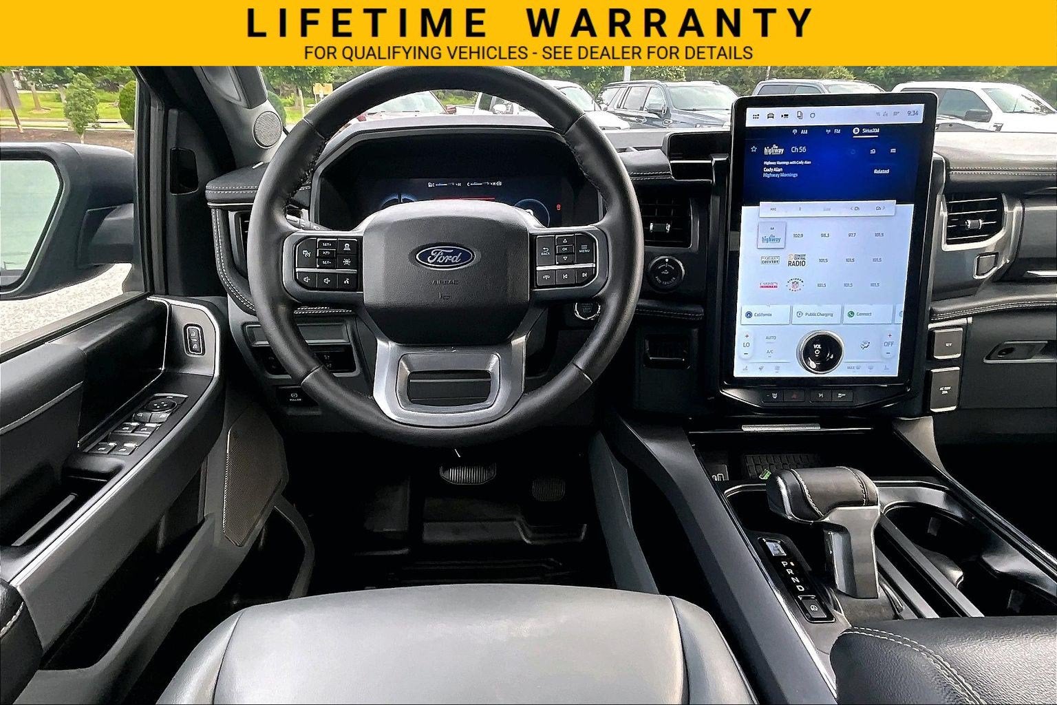 2025 Ford F-150 Lightning Flash