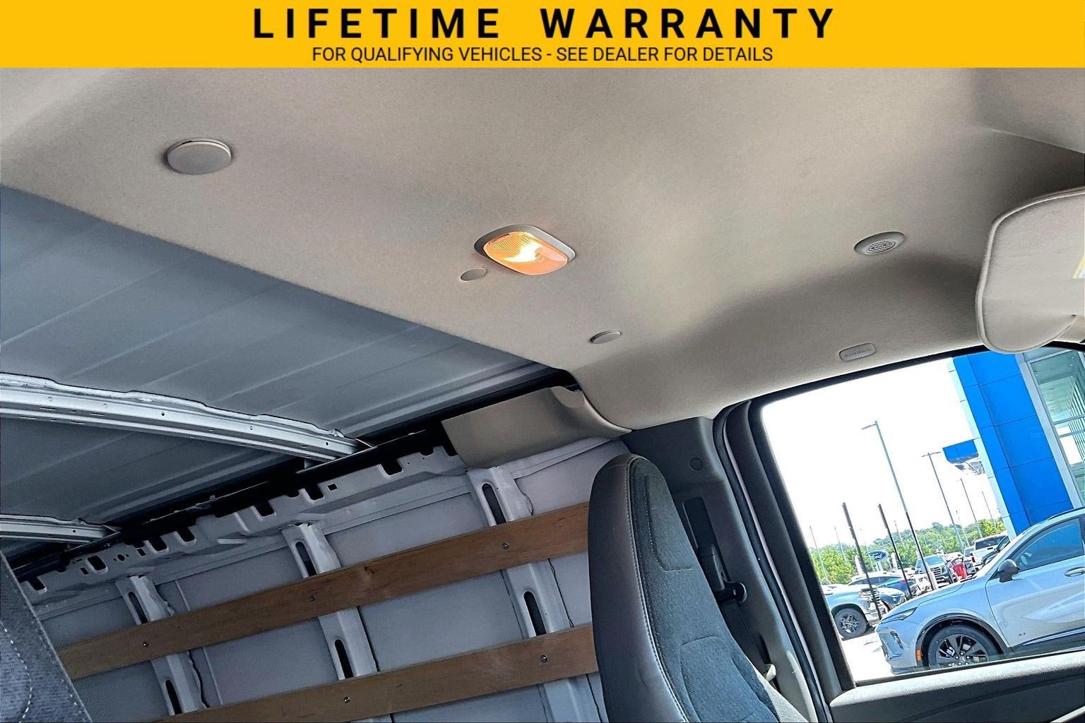 2022 Chevrolet Express Cargo 2500 Base