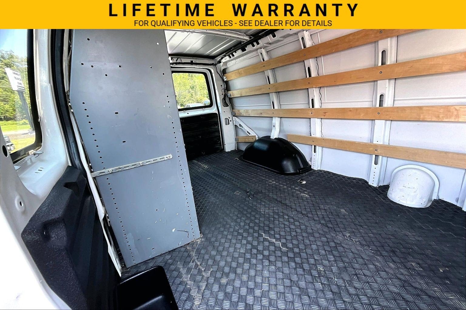 2022 Chevrolet Express Cargo 2500 Base