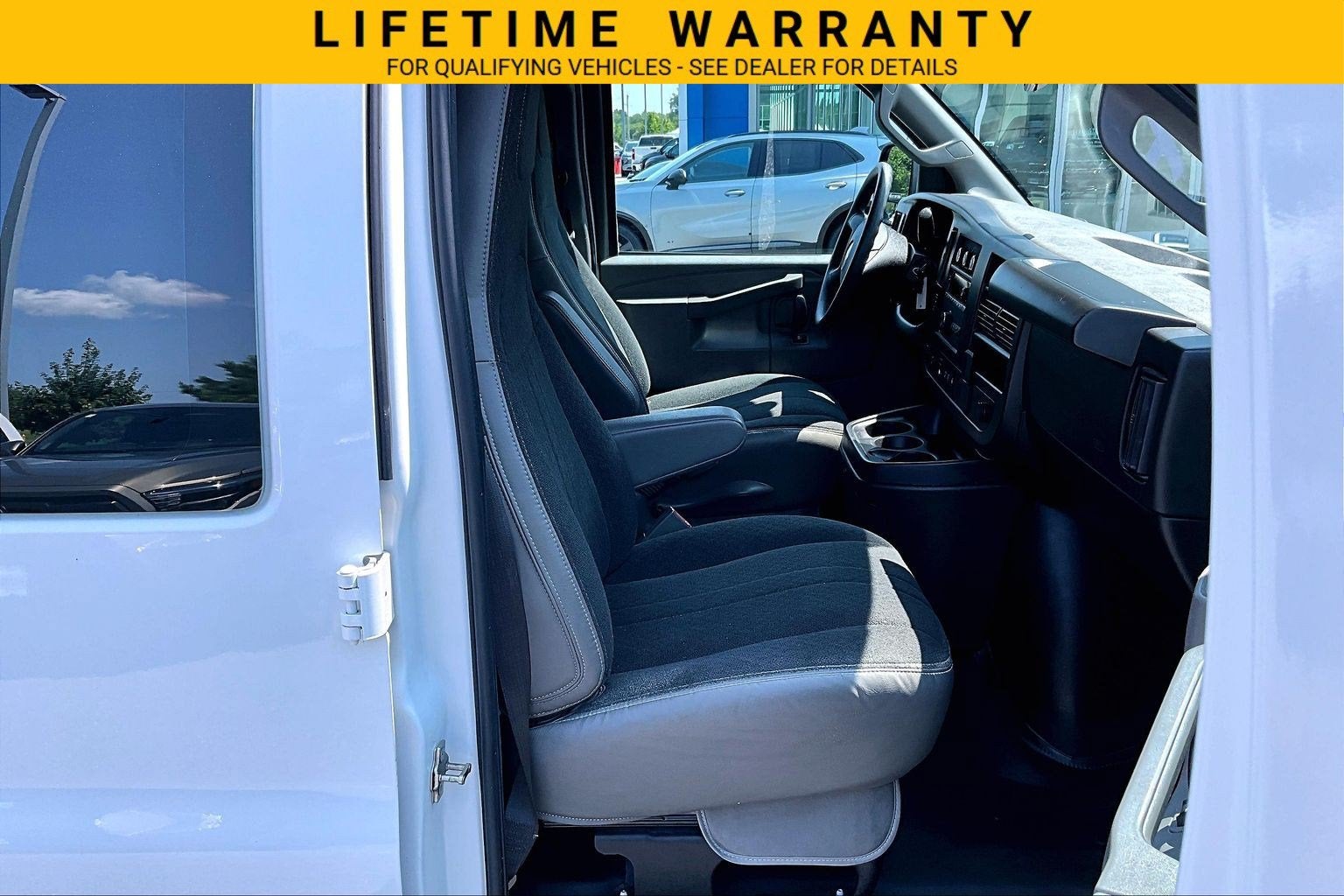 2022 Chevrolet Express Cargo 2500 Base