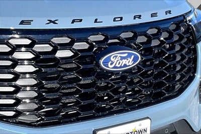 2027 Ford Explorer ST-Line