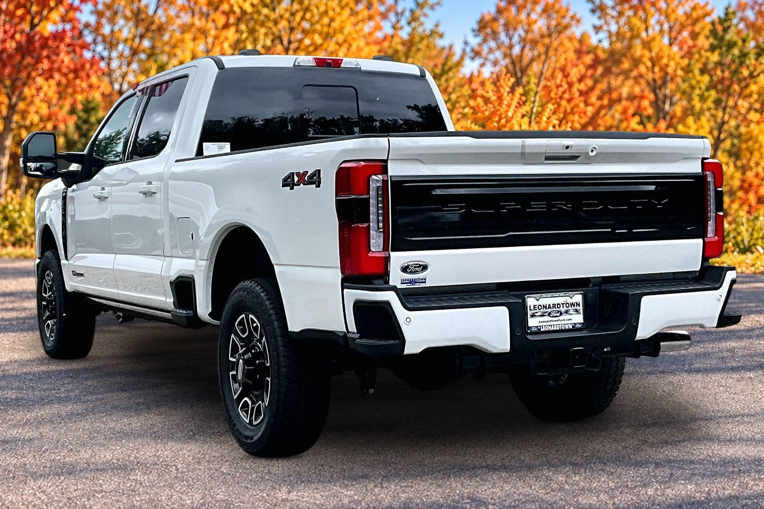 2026 Ford Super Duty F-350 SRW Platinum