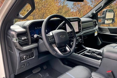 2026 Ford Super Duty F-350 SRW Platinum