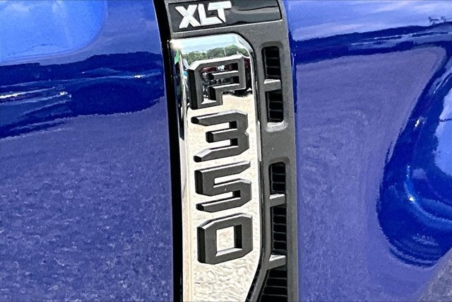 2026 Ford Super Duty F-350 SRW XLT