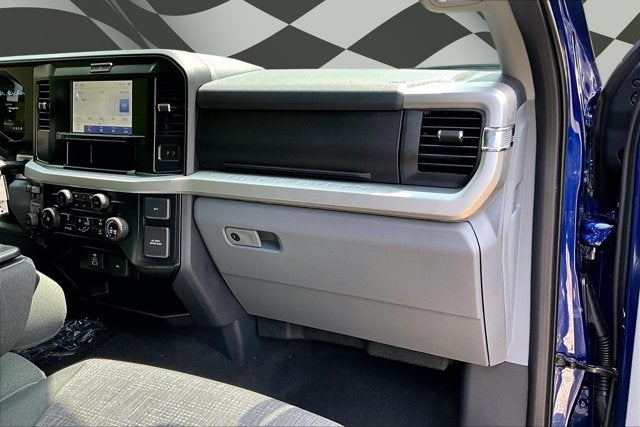 2026 Ford Super Duty F-350 SRW XLT
