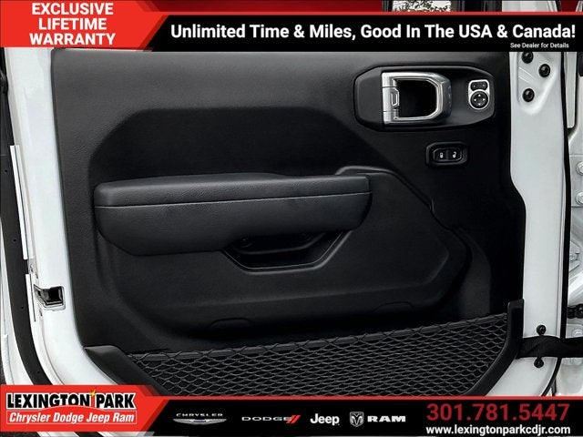 2025 Jeep Wrangler 4-Door Summit 4x4