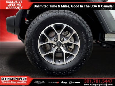 2025 Jeep Wrangler 4-Door Summit 4x4
