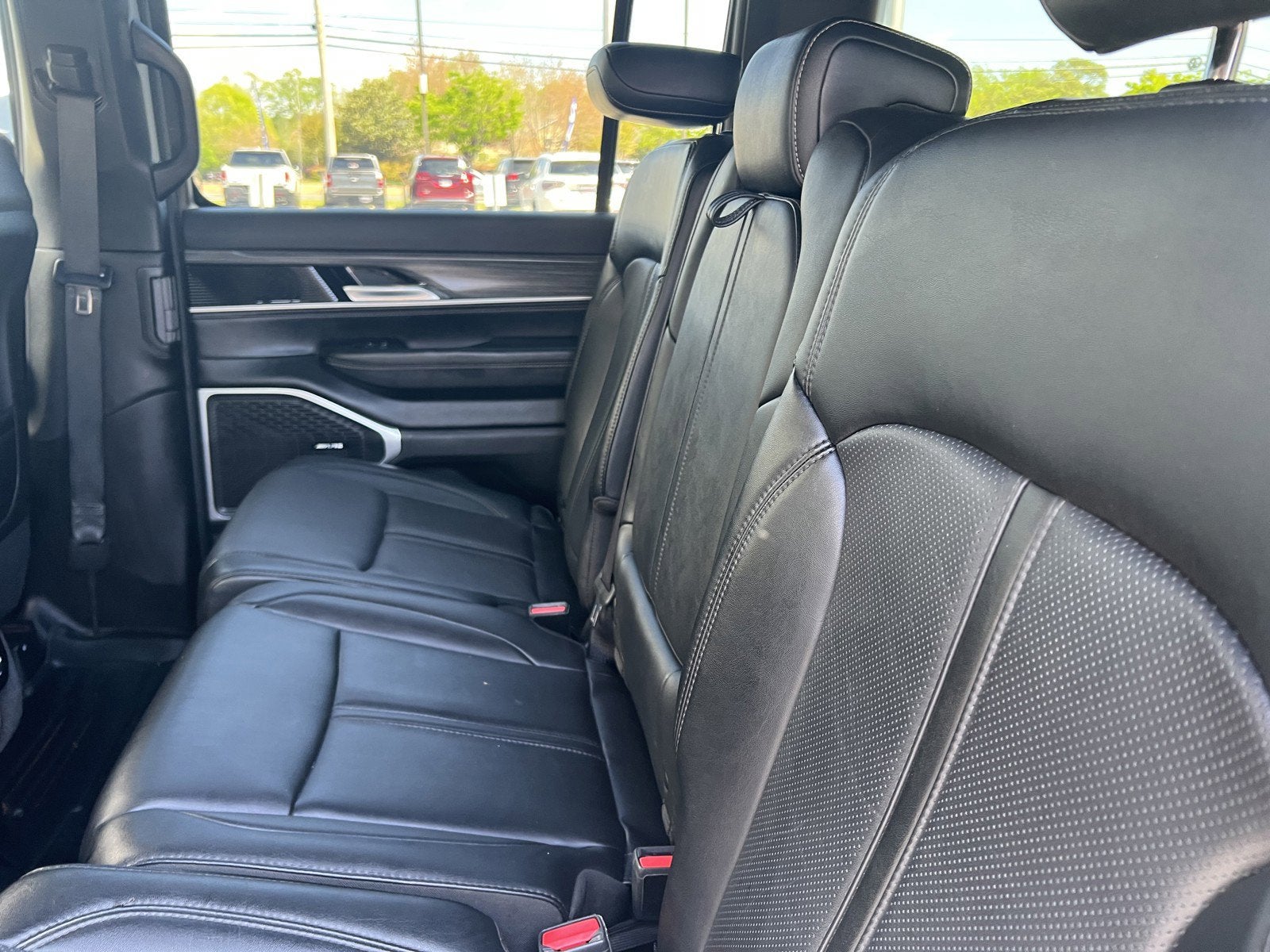 2024 Jeep Wagoneer L Series II 4x4