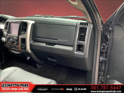 2018 RAM 1500 Laramie Crew Cab 4x4 5'7' Box