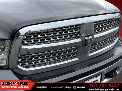 2018 RAM 1500 Laramie Crew Cab 4x4 5'7' Box