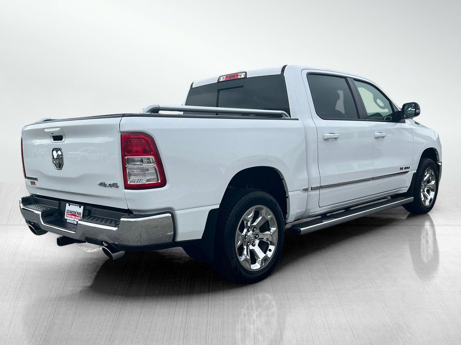 2021 RAM 1500 Big Horn Crew Cab 4x4 5'7' Box