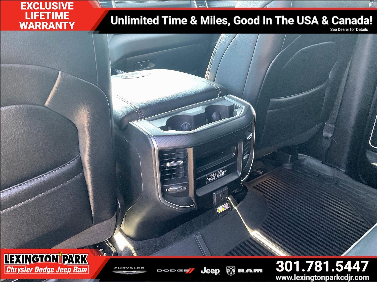 2023 RAM 1500 Laramie Crew Cab 4x4 5'7' Box