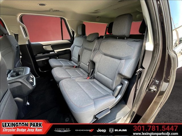 2025 Ford Expedition Active MAX