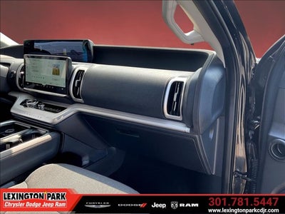 2025 Ford Expedition Active MAX