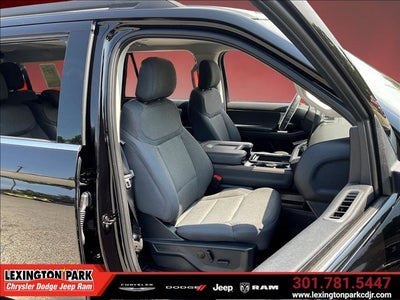 2025 Ford Expedition Active MAX