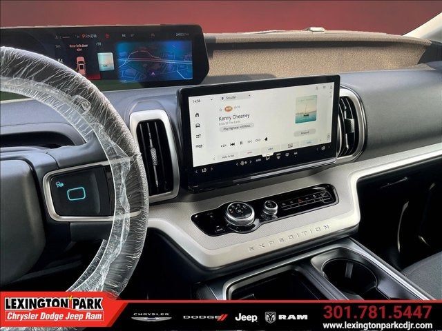 2025 Ford Expedition Active MAX