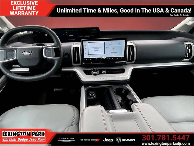 2025 Ford Expedition Active
