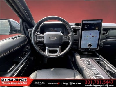 2023 Ford Expedition Platinum