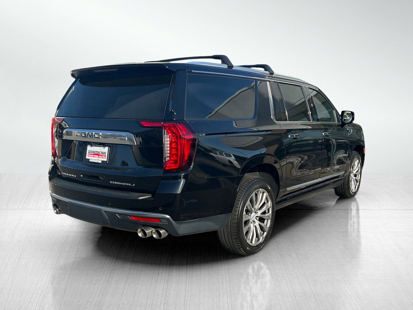 2021 GMC Yukon XL 4WD Denali