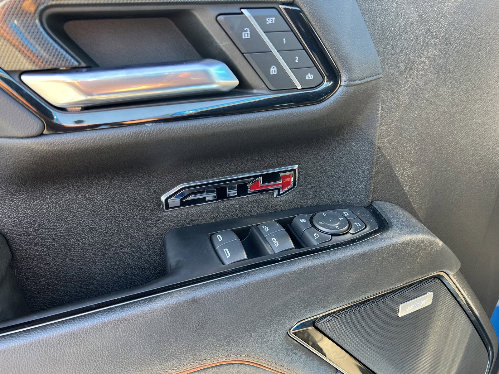 2022 GMC Sierra 1500 4WD Crew Cab Short Box AT4