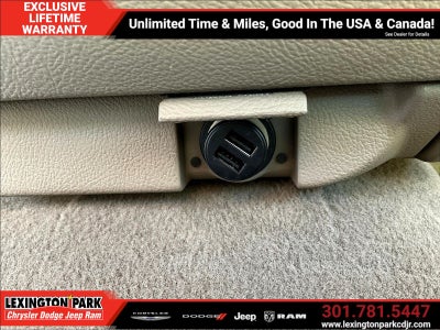2003 Lincoln Town Car Signature