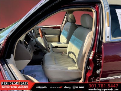 2003 Lincoln Town Car Signature