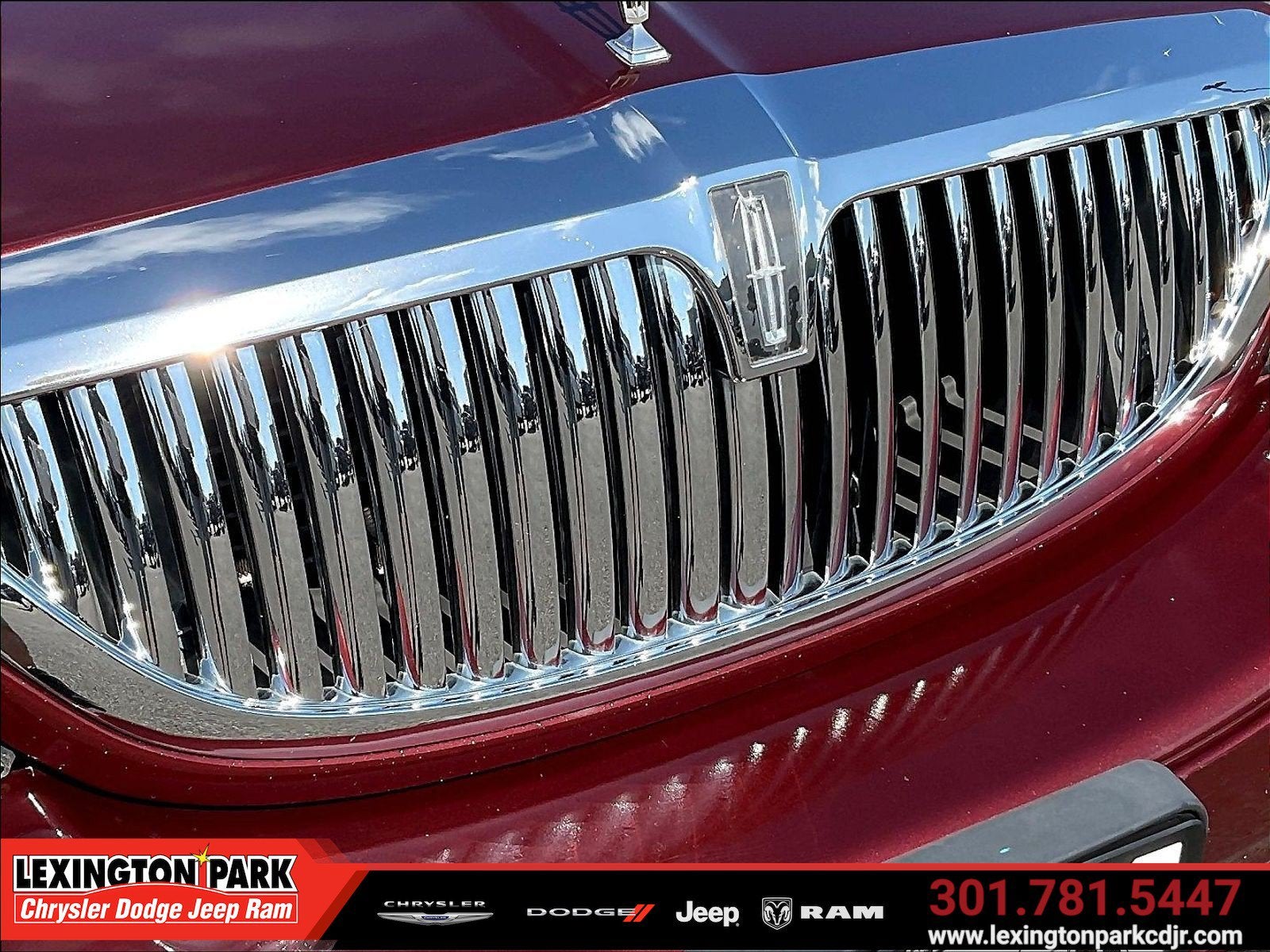 2003 Lincoln Town Car Signature