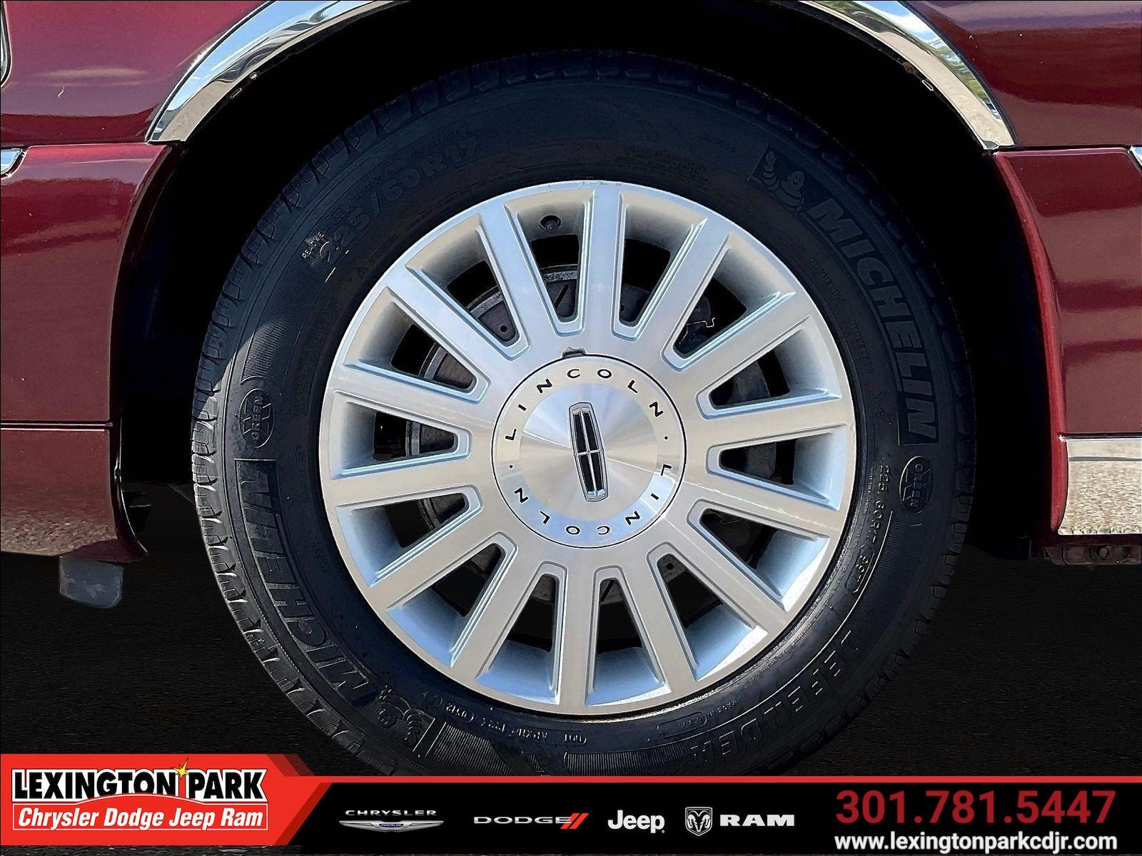 2003 Lincoln Town Car Signature