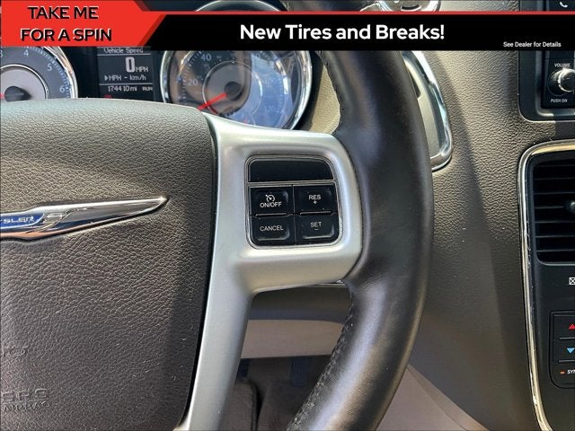2015 Chrysler Town & Country Touring