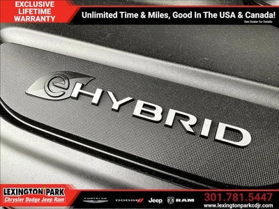 2020 Chrysler Pacifica Hybrid 35th Anniversary Limited
