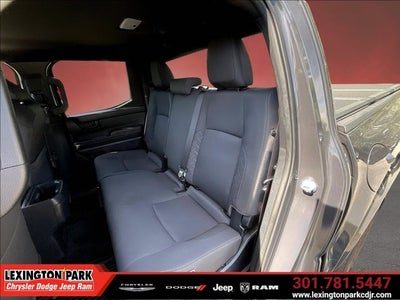 2025 Toyota Tacoma 4WD SR5