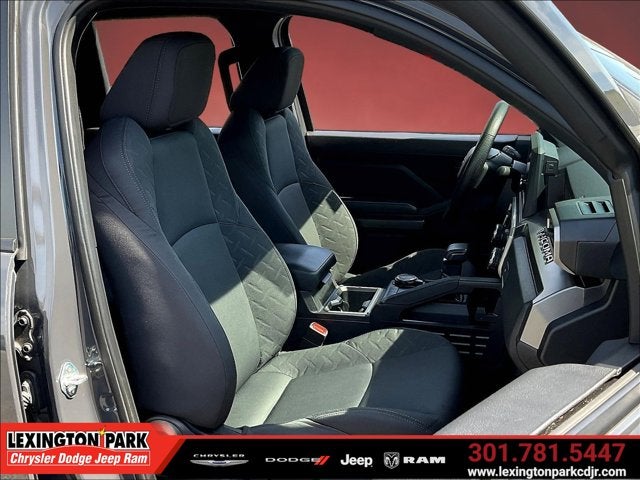 2025 Toyota Tacoma 4WD SR5