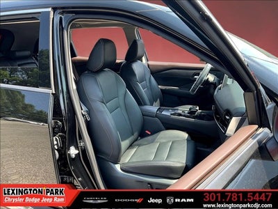 2023 Nissan Rogue SL FWD