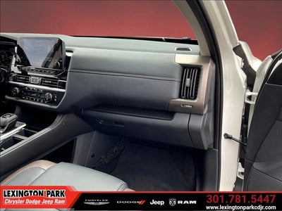 2024 Nissan Pathfinder Platinum 4WD