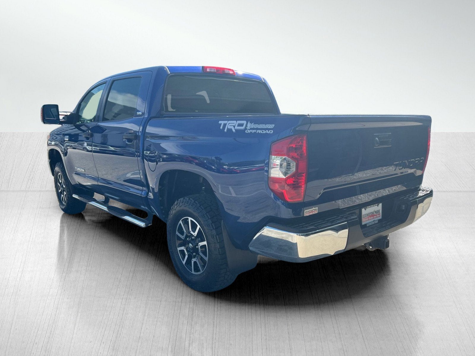 2014 Toyota Tundra 4WD Truck SR5