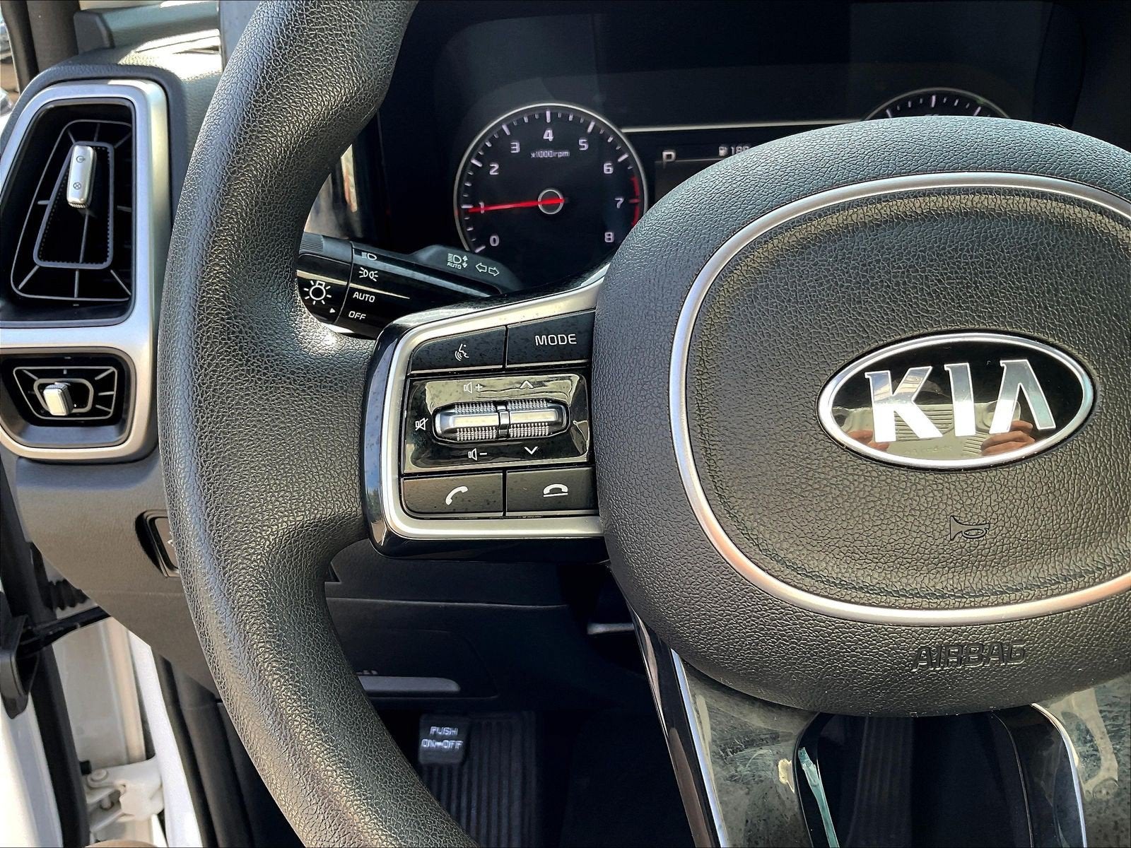 2021 Kia Sorento LX