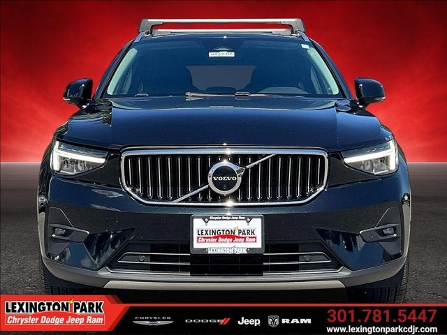2023 Volvo XC40 B5 Ultimate Bright Theme